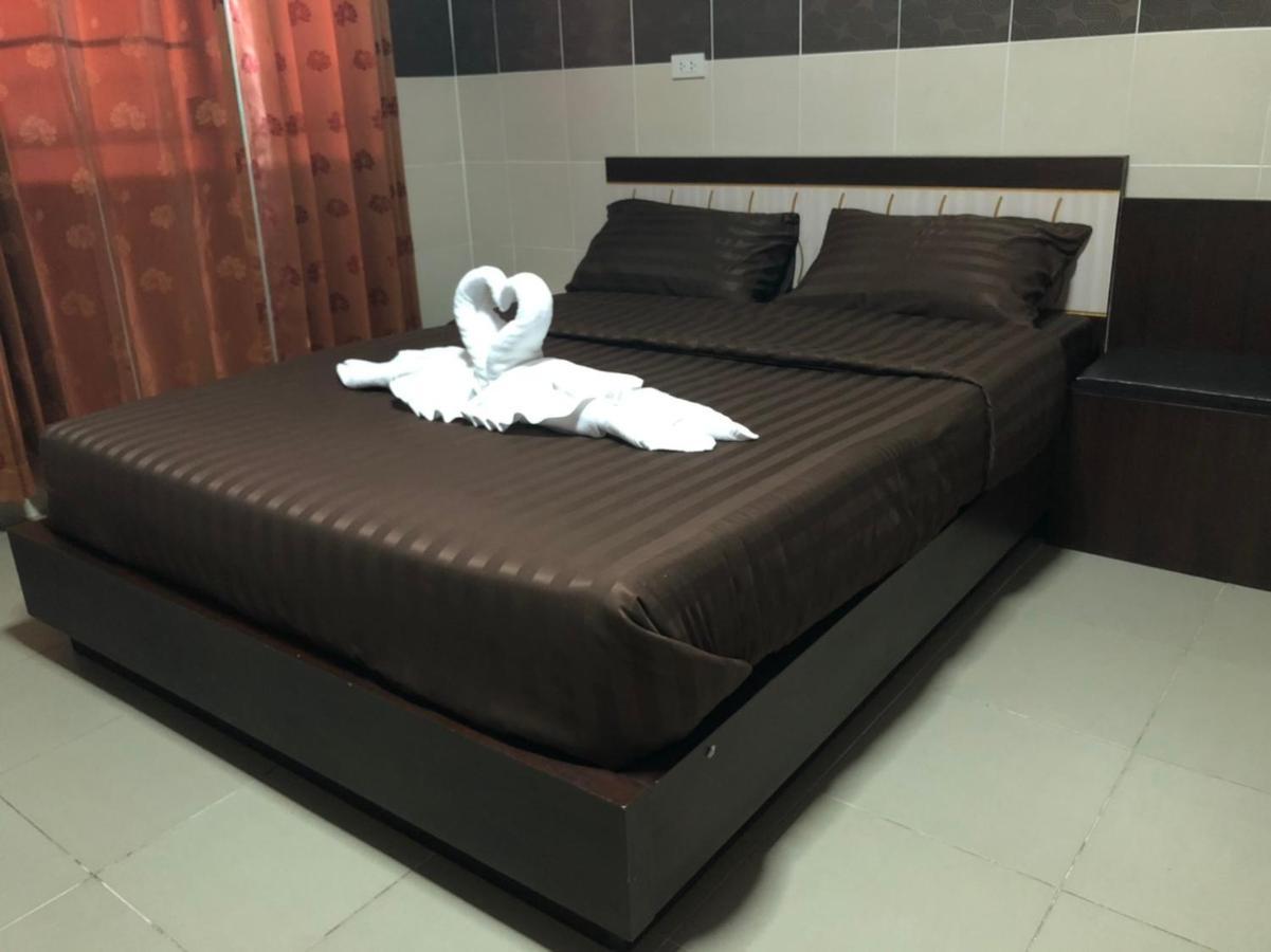 D5 Hotel สาขา มาบโป่ง Csonburi Kültér fotó