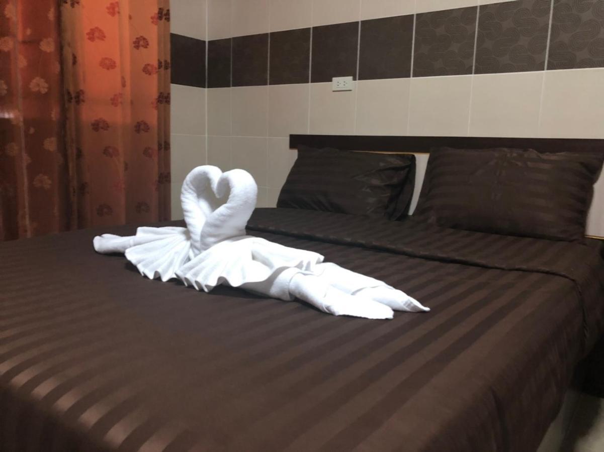 D5 Hotel สาขา มาบโป่ง Csonburi Kültér fotó