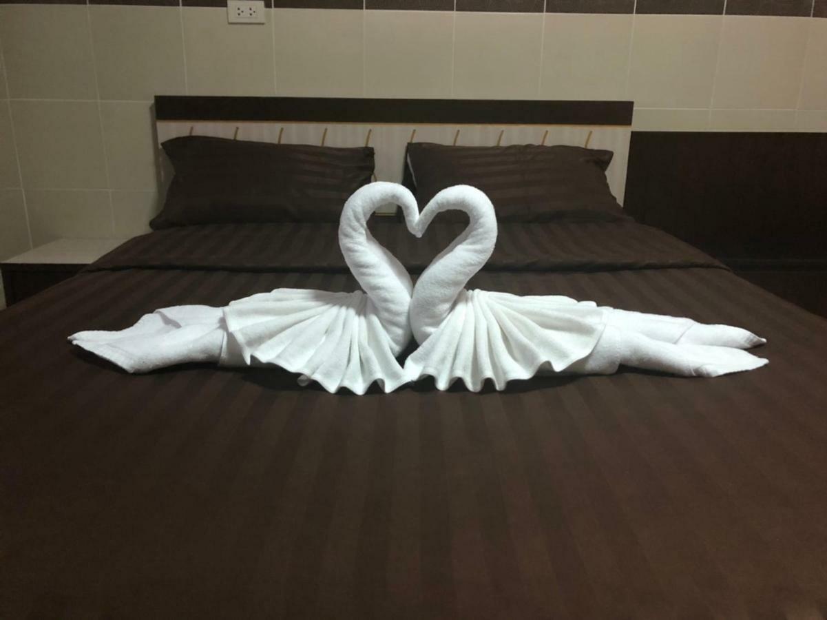 D5 Hotel สาขา มาบโป่ง Csonburi Kültér fotó