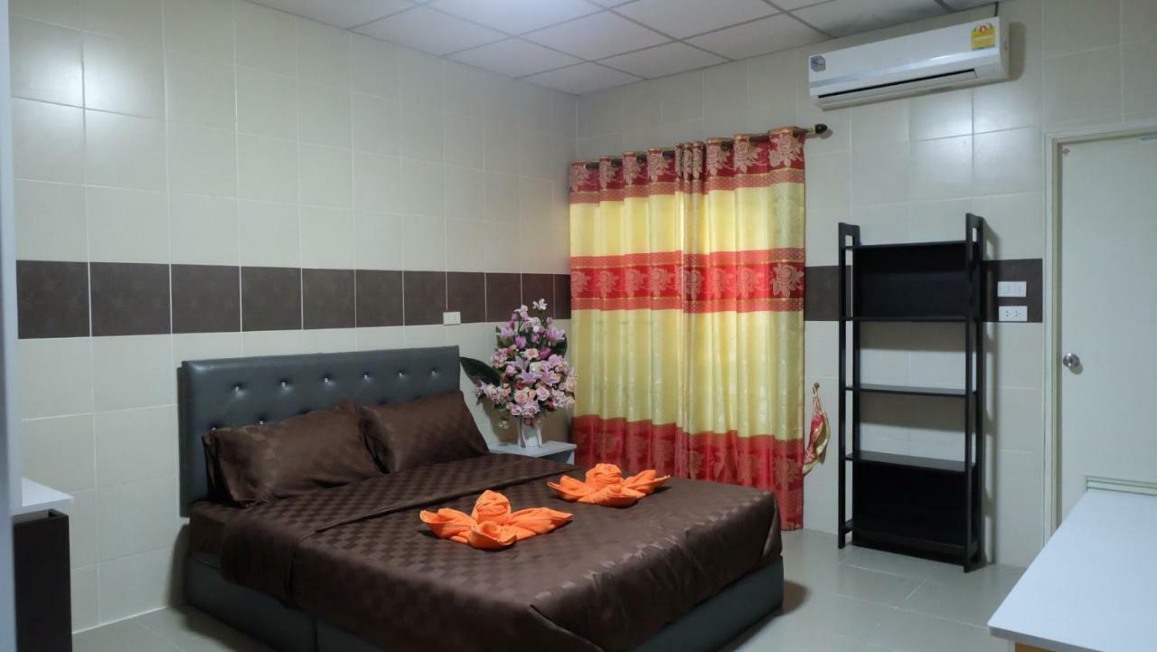 D5 Hotel สาขา มาบโป่ง Csonburi Kültér fotó